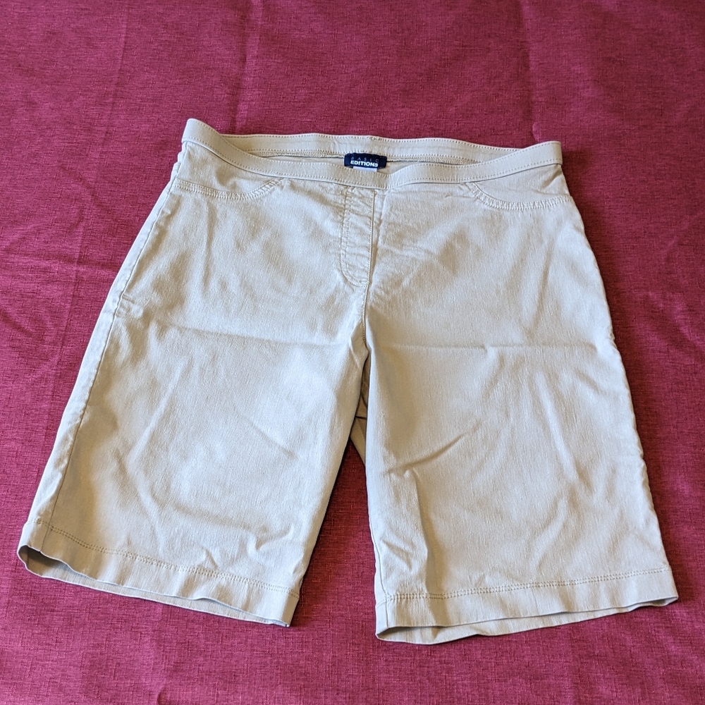 Khaki Stretchy Bermuda Shorts by Basic Editions Size L